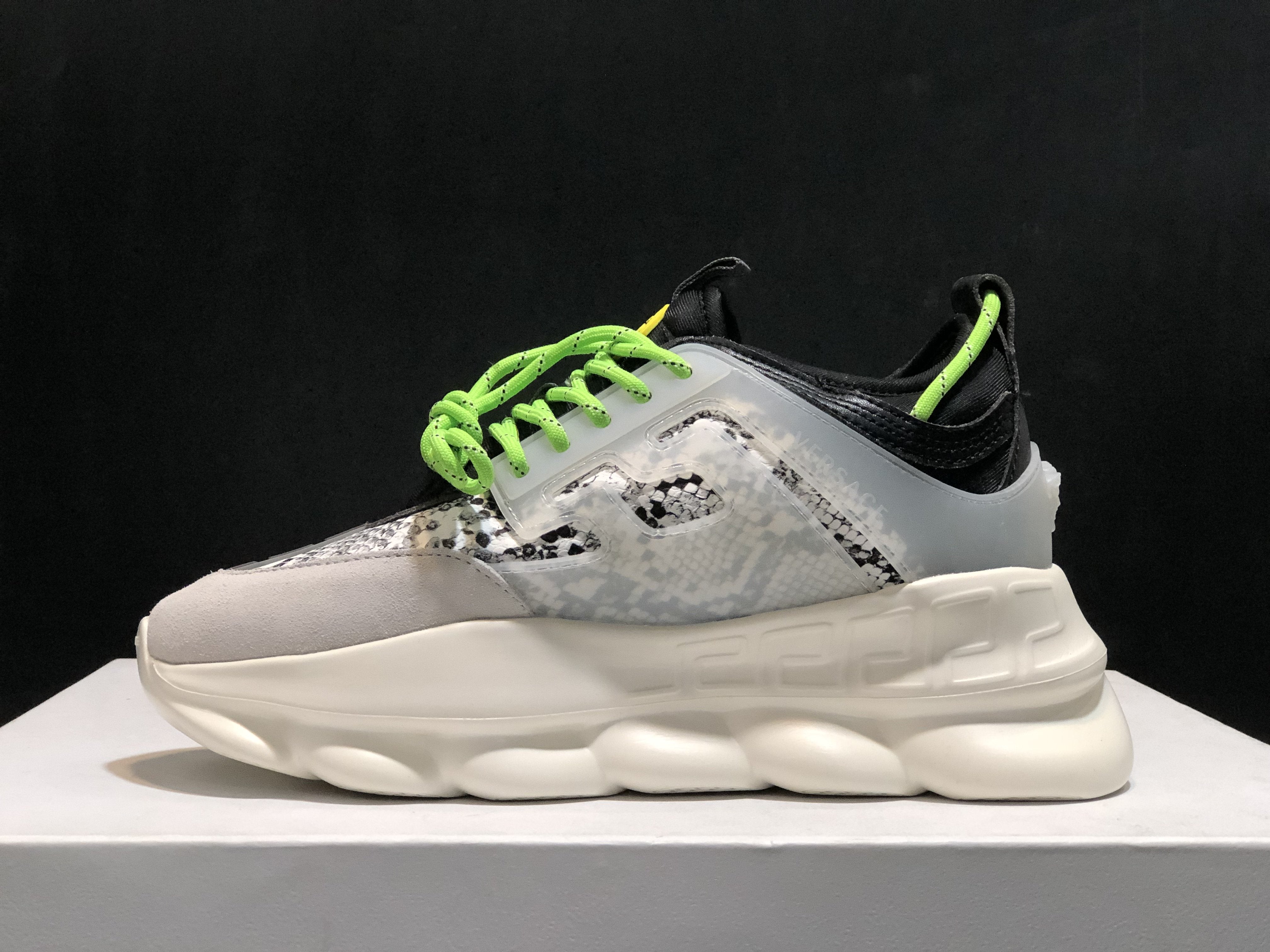 Chain Reaction Shoes Sneakers - ve0000076 - Image 3