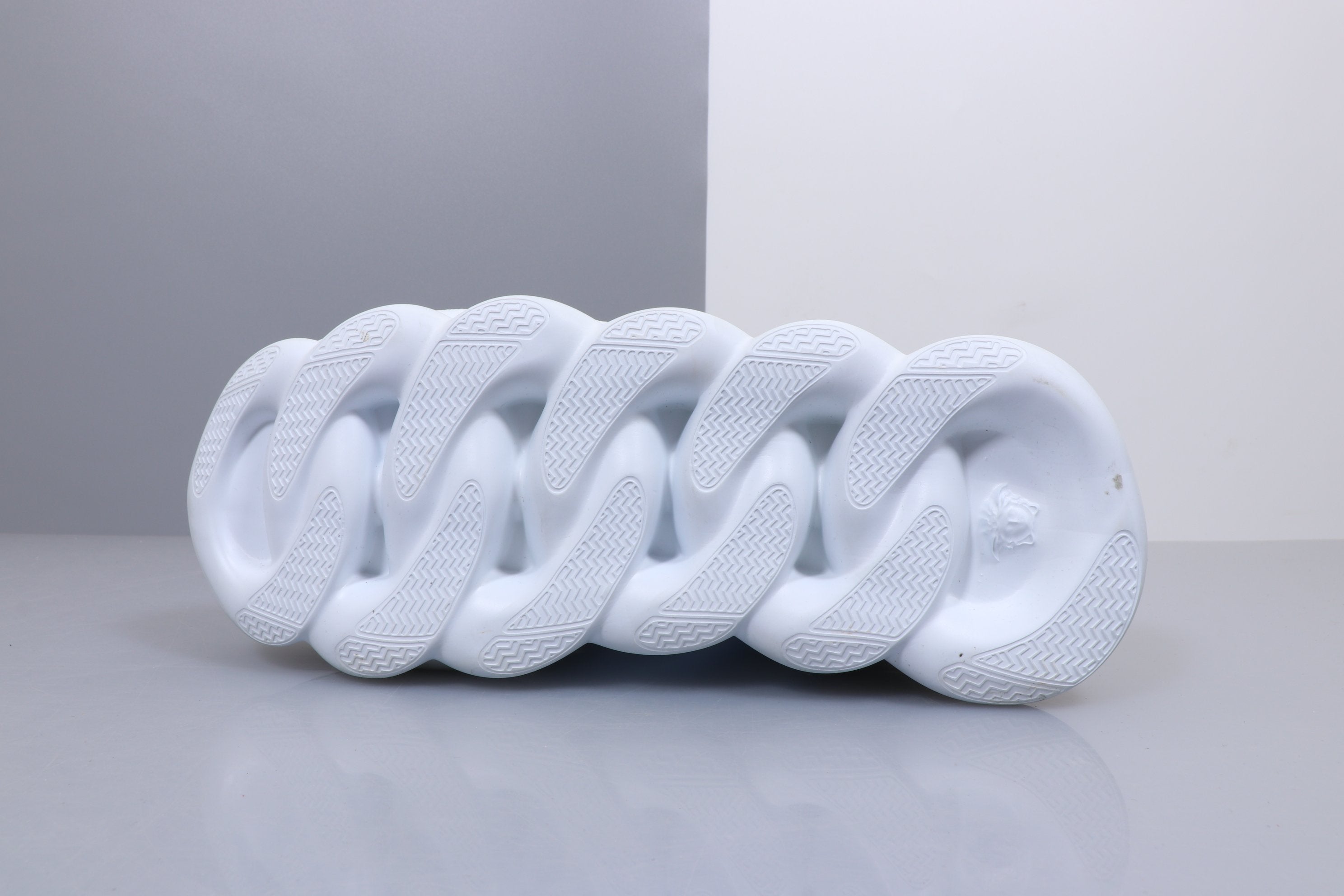 Chain Reaction Shoes Sneakers - ve0000083 - Image 3