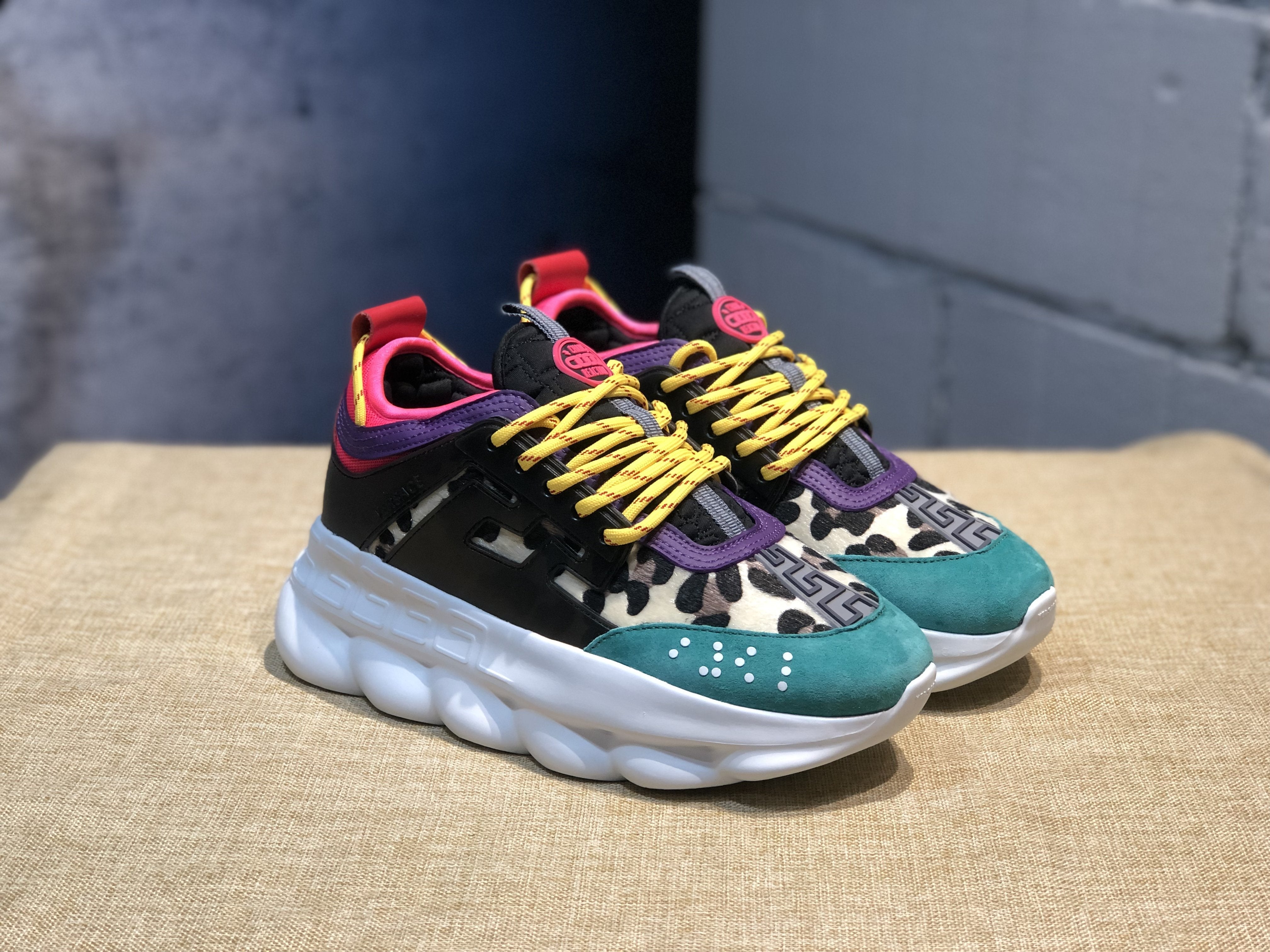 Chain Reaction Shoes Sneakers - ve0000082 - Image 3