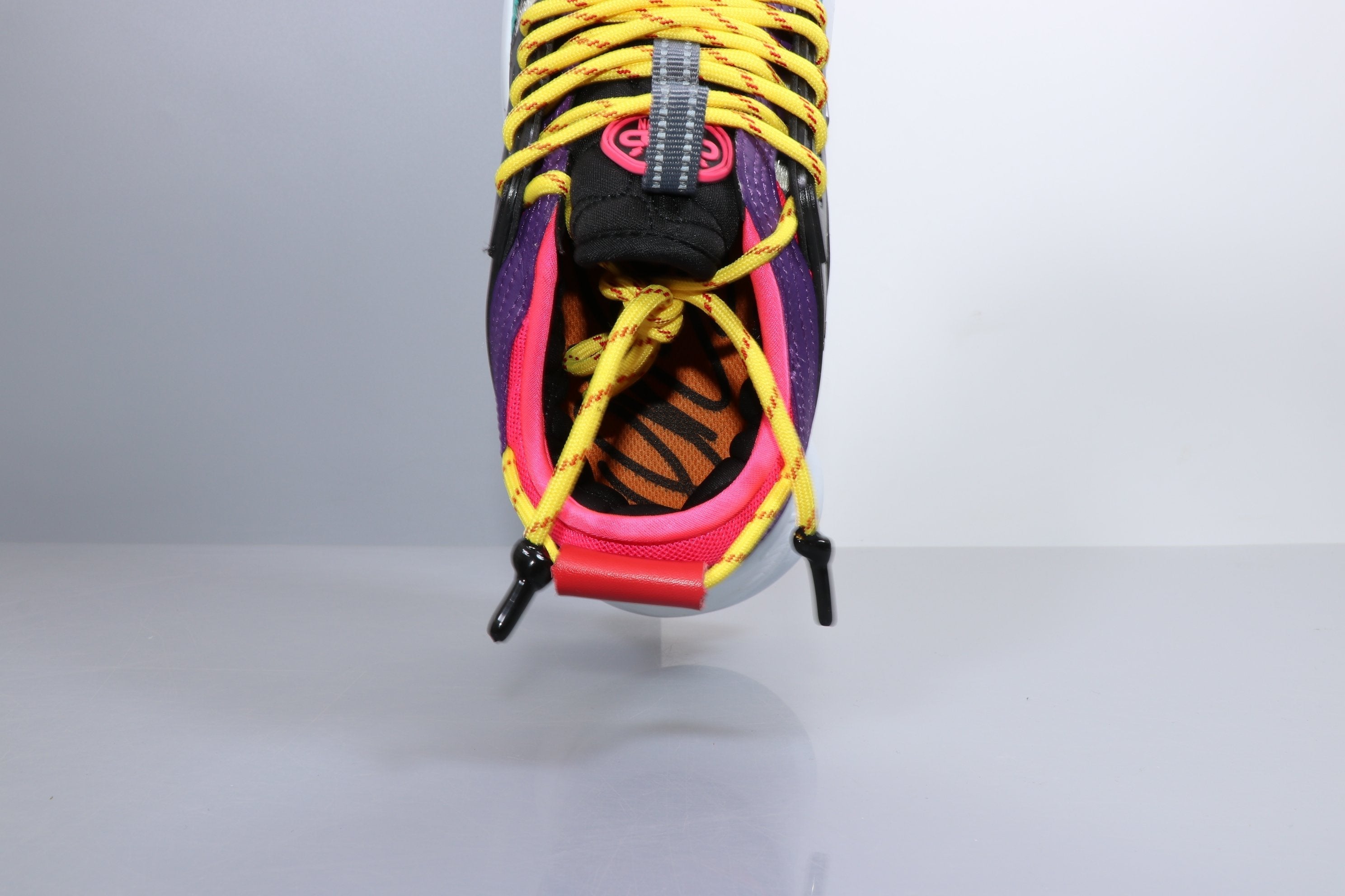 Chain Reaction Shoes Sneakers - ve0000082 - Image 11
