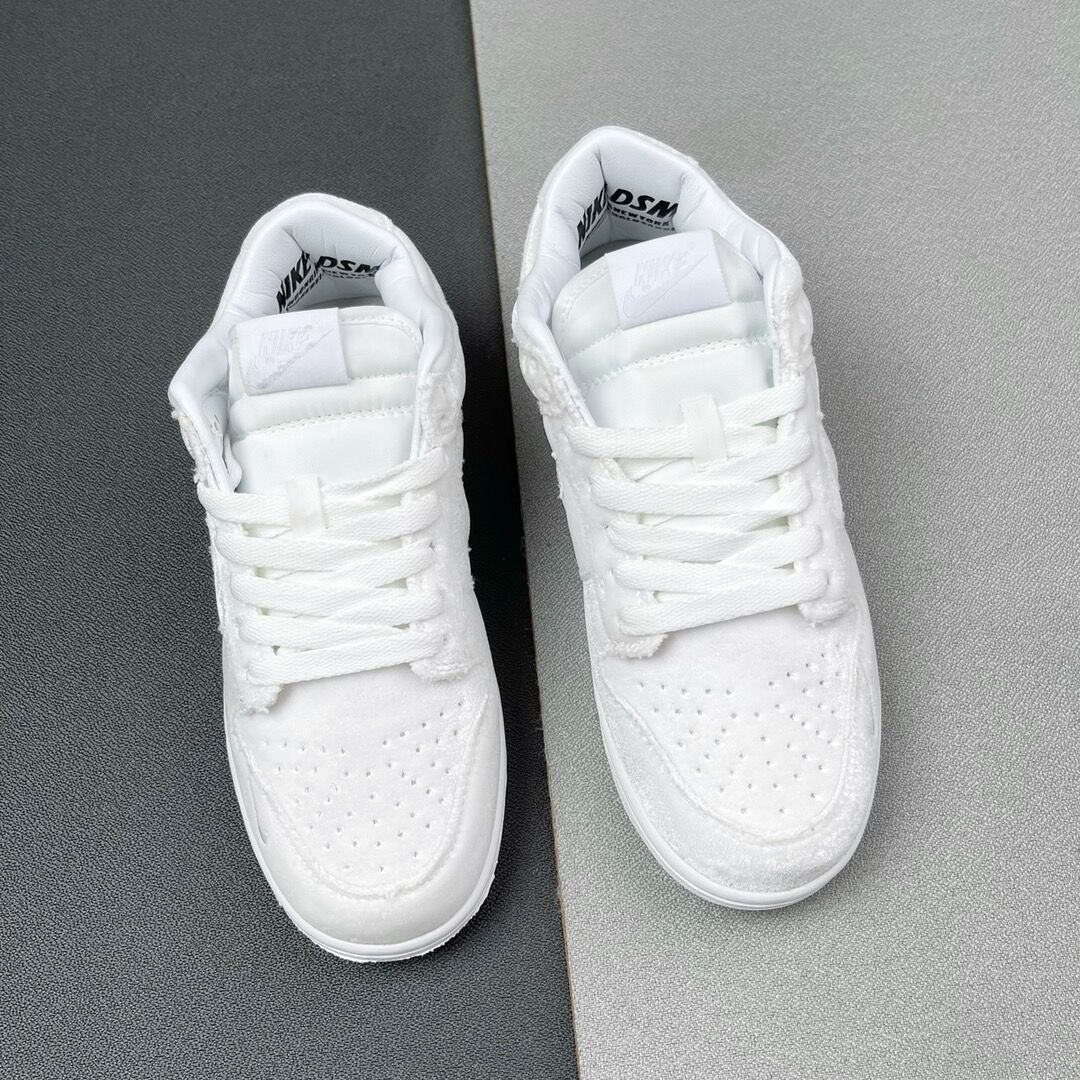 Dunk Low Dover Street Market Triple White Velvet Shoes Sneakers - nk0001911 - Image 3