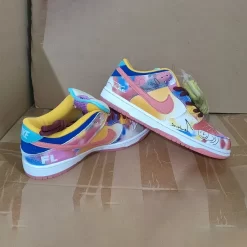 Futura x SB Dunk Low Shoes Sneakers - nk0004075 - Image 3