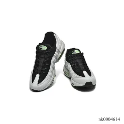 AM 95 Electric Green Shoes Sneakers - nk0004614 - Image 3