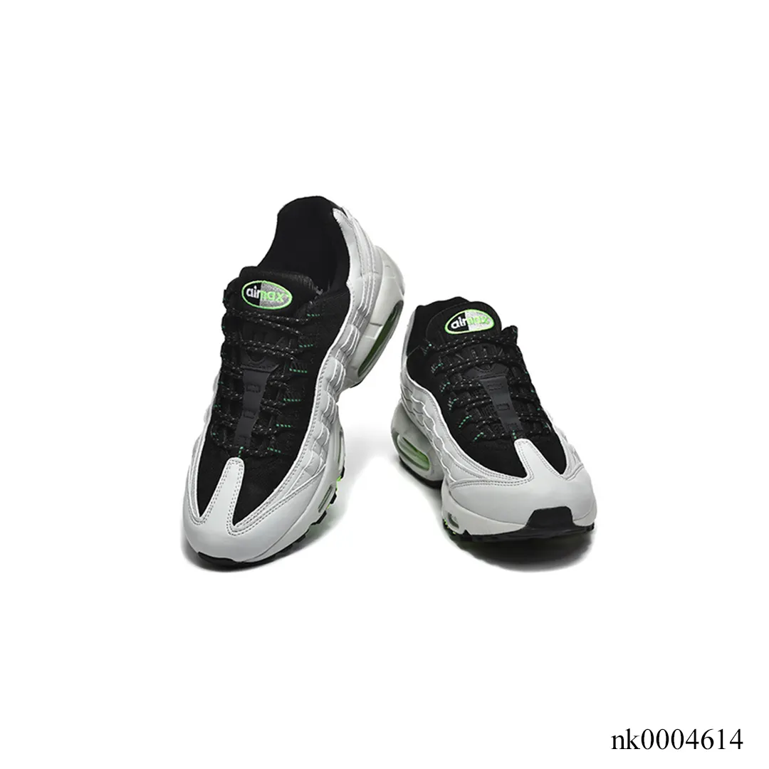 AM 95 Electric Green Shoes Sneakers - nk0004614 - Image 3