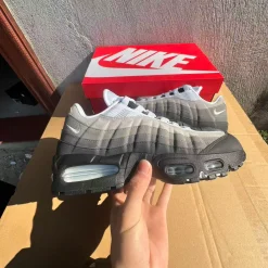 AM 95 OG Big Bubble Blue Tint Shoes Sneakers - nk0004824 - Image 8