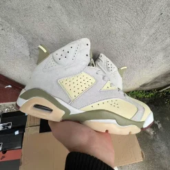 AJ 6 “Sail/Neutral Olive” Shoes Sneakers - nk0005226 - Image 3